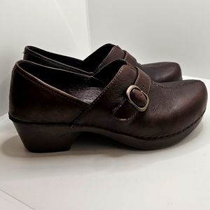 Dansko Brown Clogs Size 37